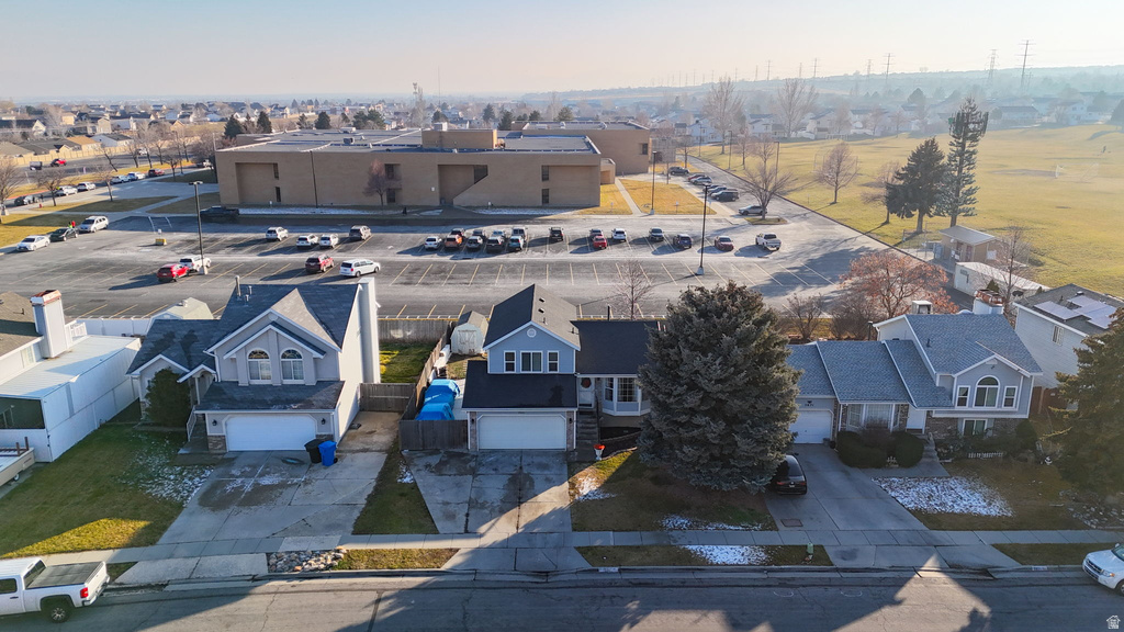 5661 W SUNKIST DR Kearns, UT 84118