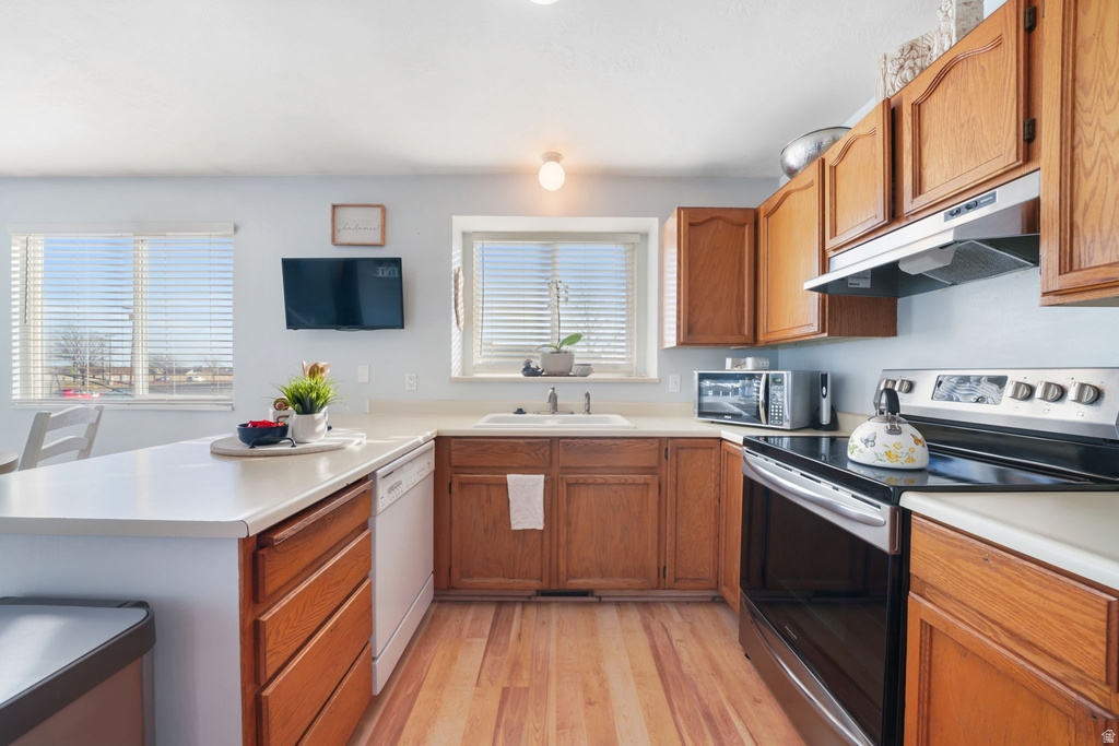 5661 W SUNKIST DR Kearns, UT 84118