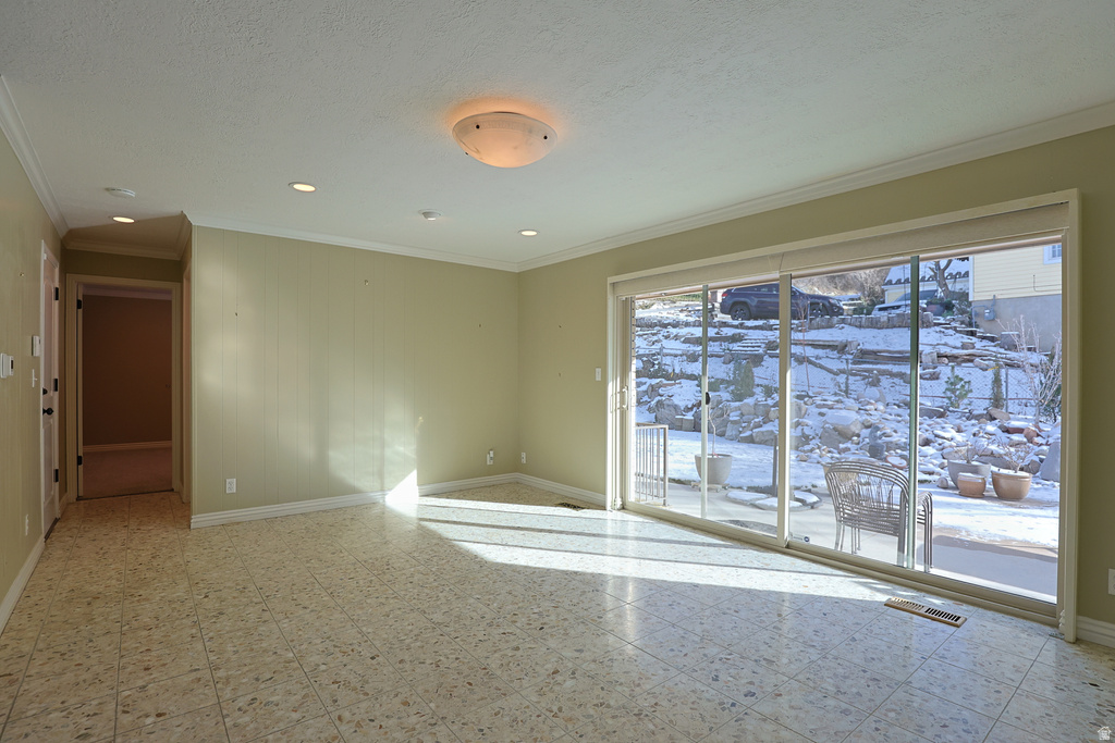 1723 ROSS DR Ogden, UT 84403