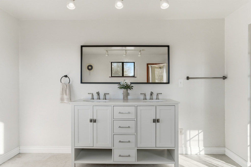 7824 S 280 E Midvale, UT 84070