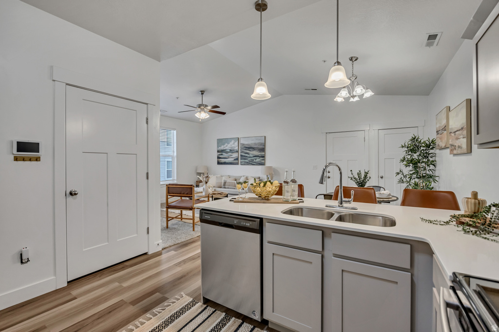 1776 W NEWCASTLE LN #A302 Saratoga Springs, UT 84045