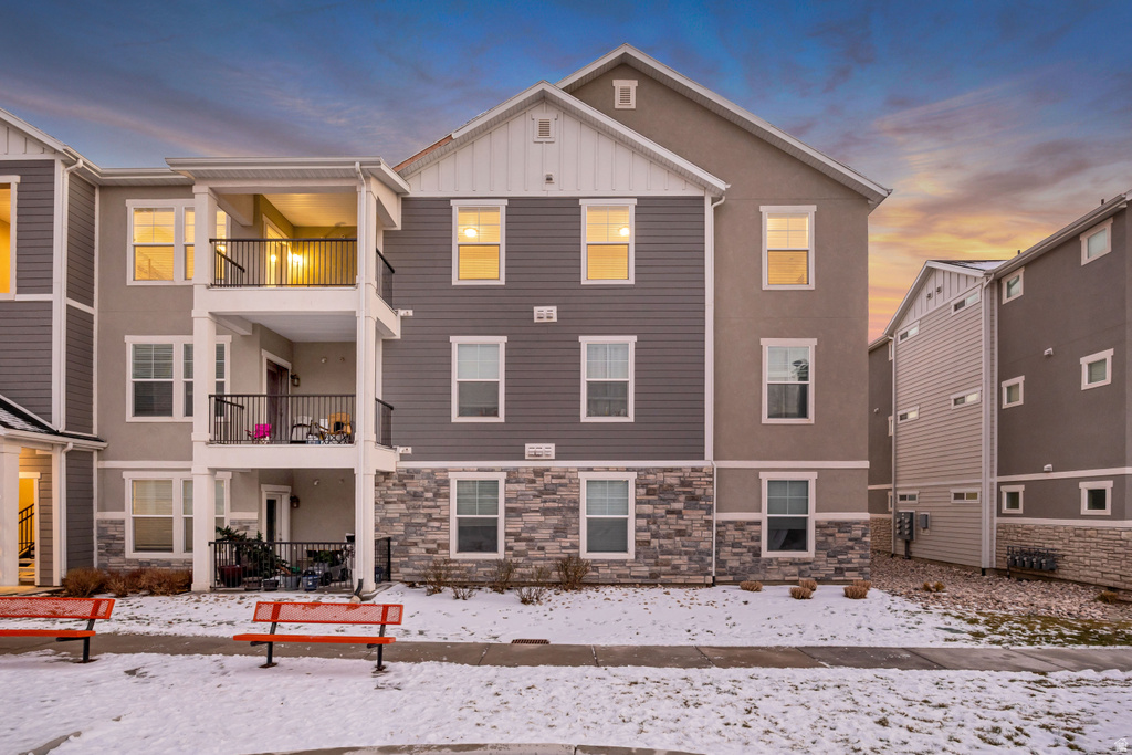 1776 W NEWCASTLE LN #A302 Saratoga Springs, UT 84045