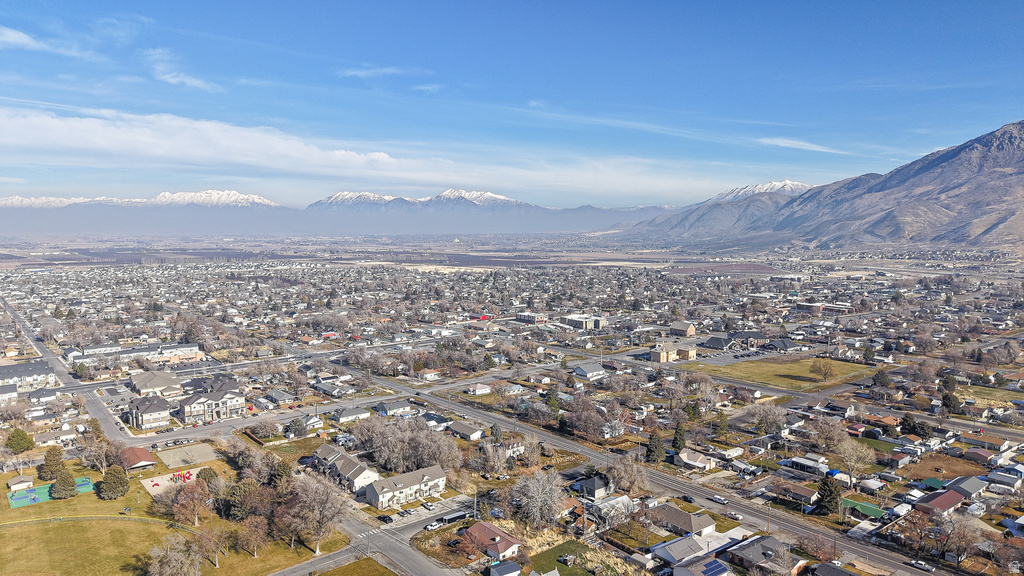 247 W 200 S Santaquin, UT 84655