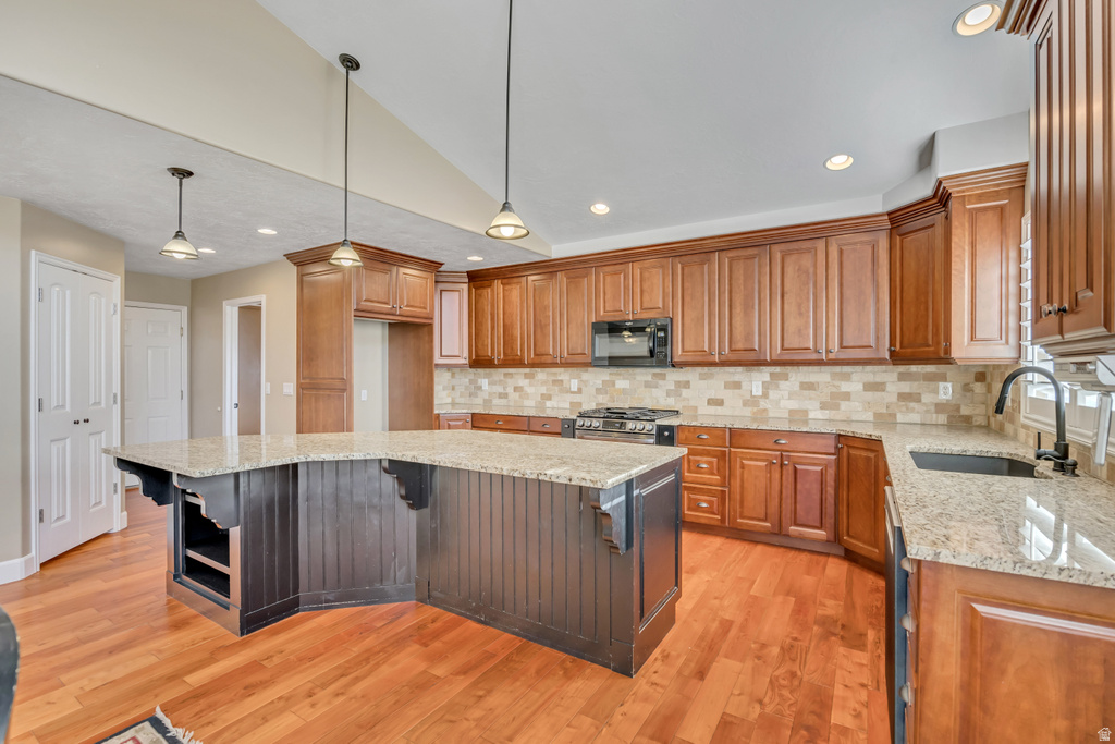 83 W 850 S Centerville, UT 84014