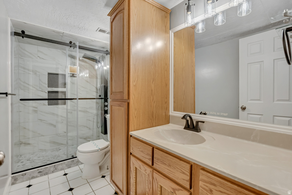 83 W 850 S Centerville, UT 84014