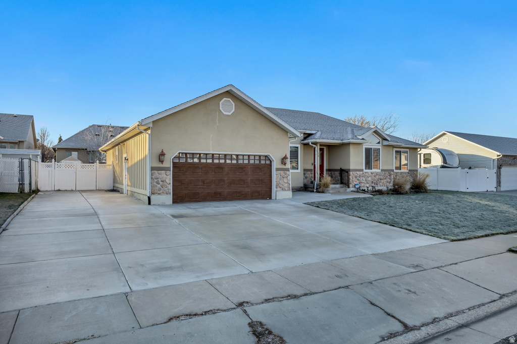 83 W 850 S Centerville, UT 84014