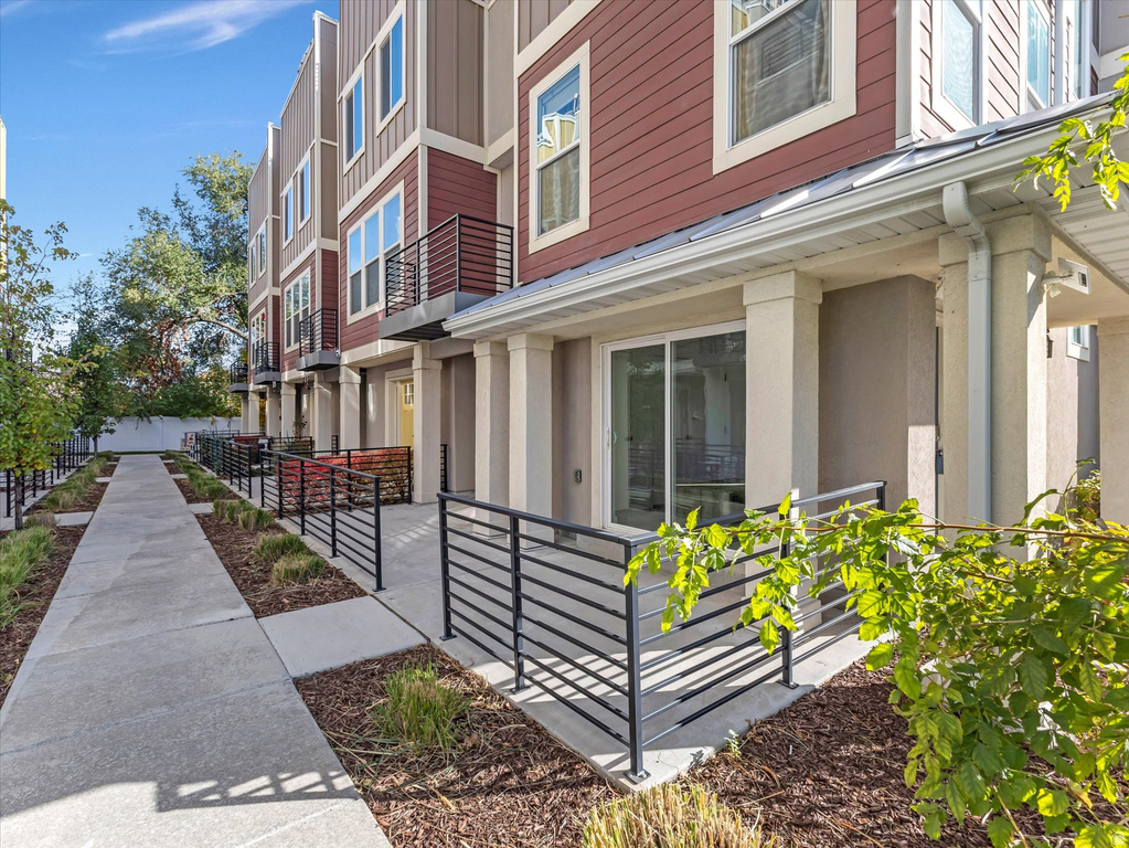 4731 S HILLHOUSE CV #101 Murray, UT 84107