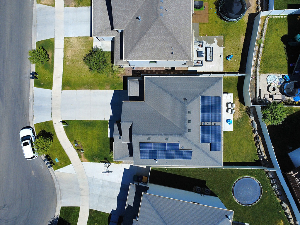 1023 W MOLLY PITCHER CIR Bluffdale, UT 84065