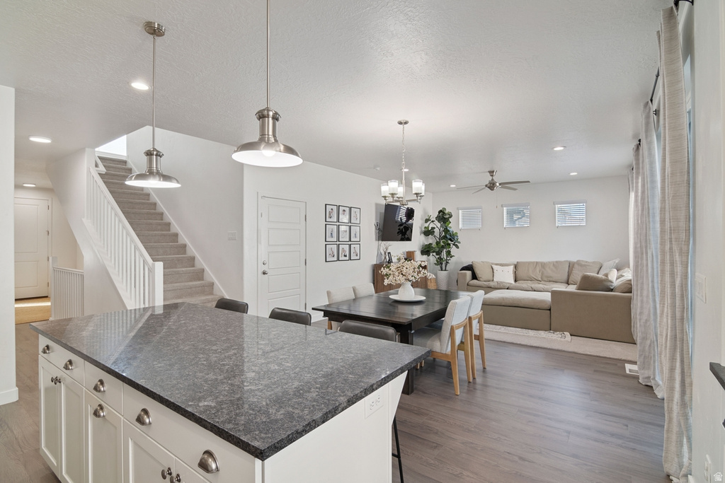 1023 W MOLLY PITCHER CIR Bluffdale, UT 84065