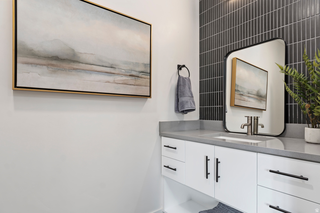 32 W 400 S Bountiful, UT 84010