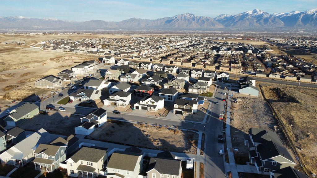 6989 W FARNSWORTH PEAK DR #310 West Jordan, UT 84081