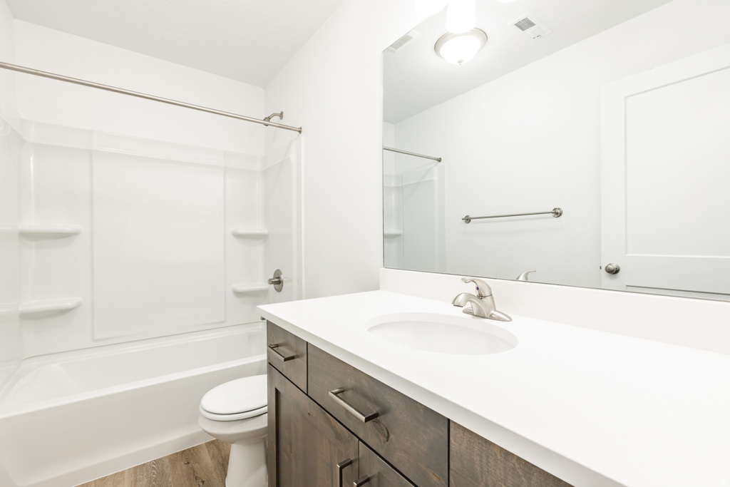 520 S ORCHARD DR #17 Bountiful, UT 84010