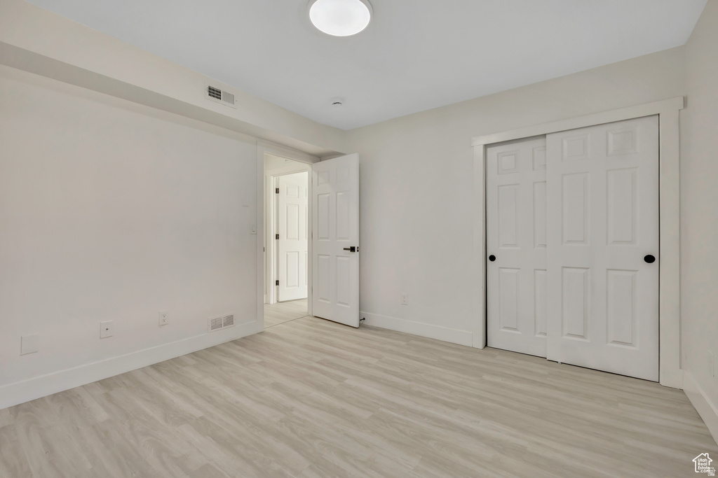 2202 S LAKE ST South Salt Lake, UT 84106