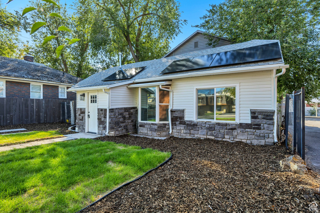 2202 S LAKE ST South Salt Lake, UT 84106