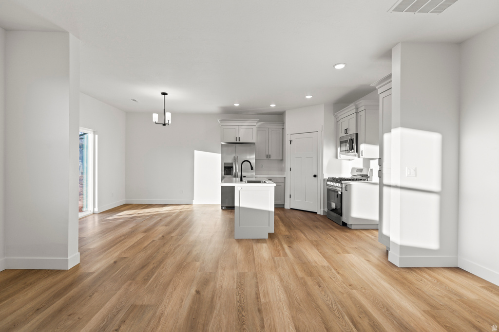 39 N 200 E Richfield, UT 84701