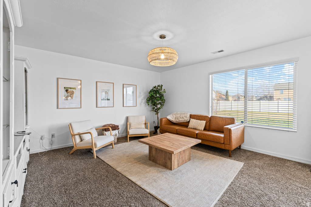 475 WELLINGTON DR Kaysville, UT 84037