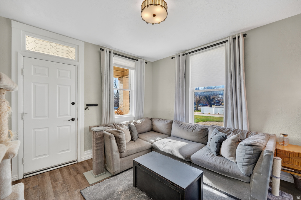 880 E 21ST ST Ogden, UT 84401