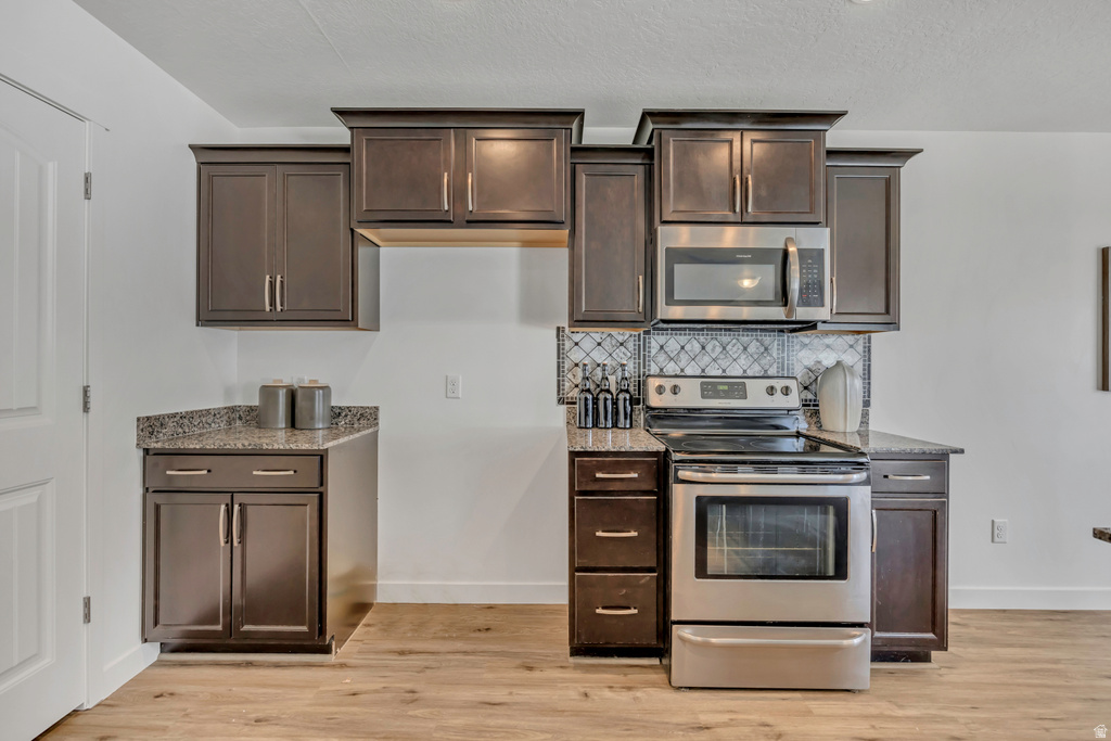 453 S DAY DREAM LN Saratoga Springs, UT 84045