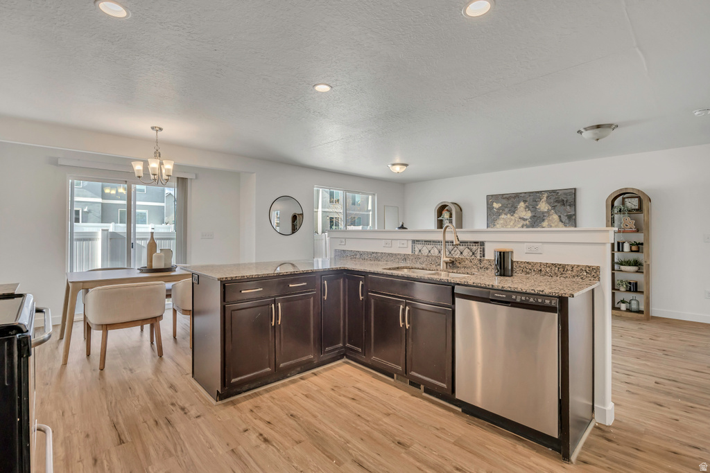 453 S DAY DREAM LN Saratoga Springs, UT 84045