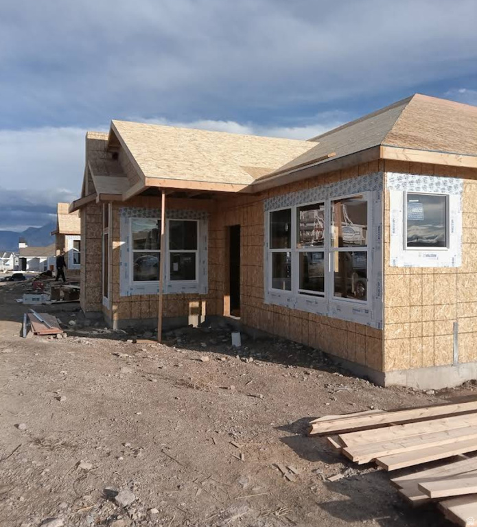 1481 N SARATOGA VIEW LN #D Saratoga Springs, UT 84045