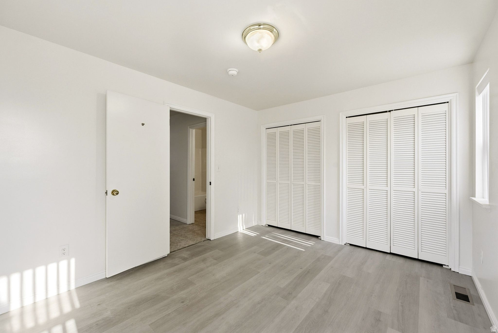 1076 S GLENDALE CIR Salt Lake City, UT 84104