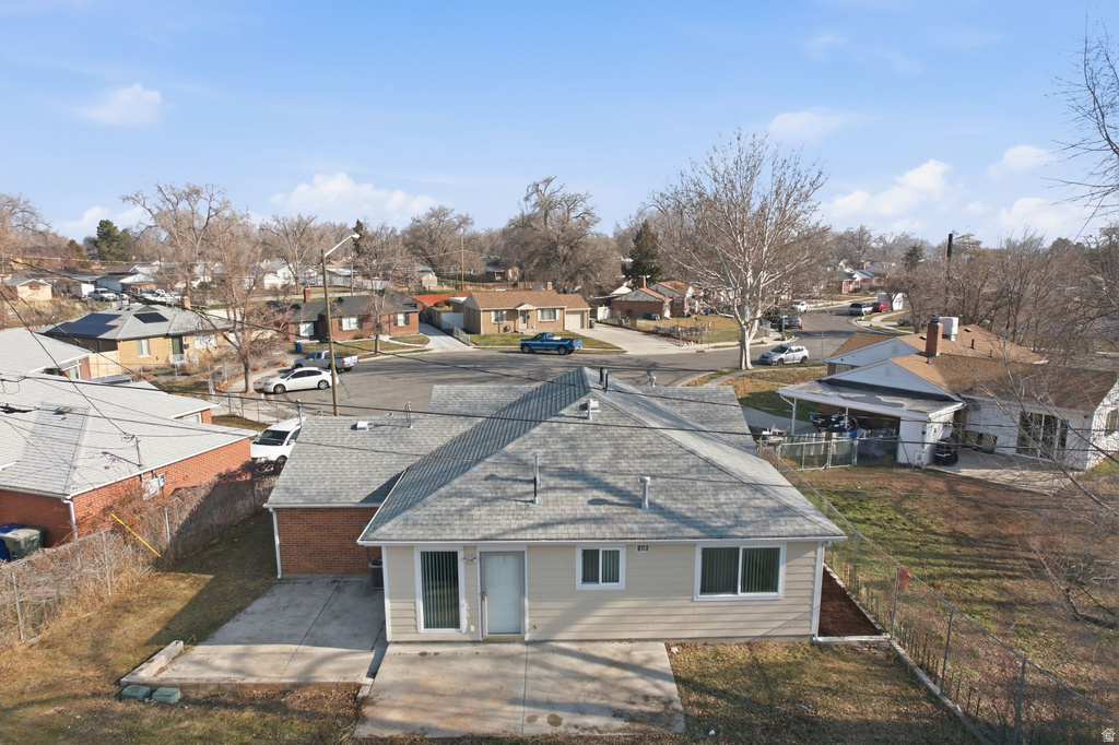 1076 S GLENDALE CIR Salt Lake City, UT 84104