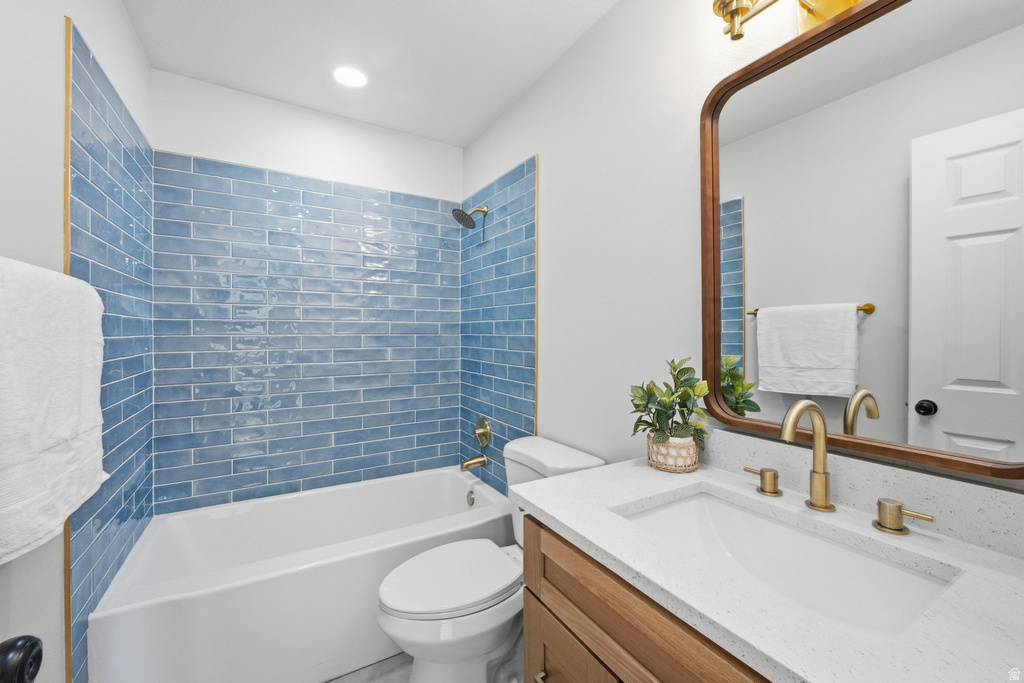 1048 S 925 W Woods Cross, UT 84087