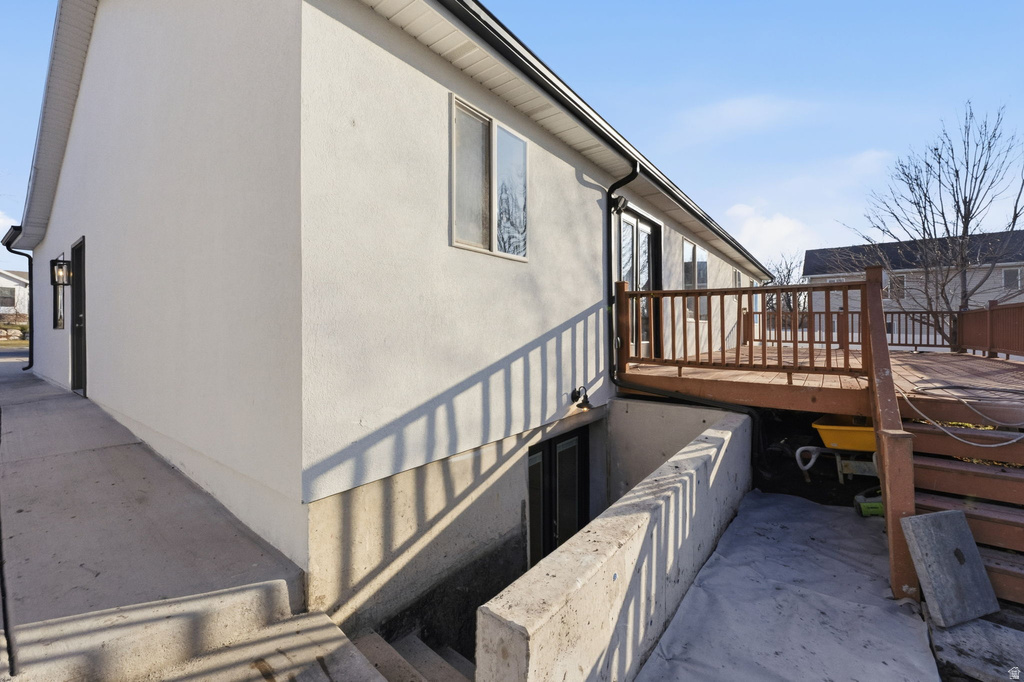 1048 S 925 W Woods Cross, UT 84087