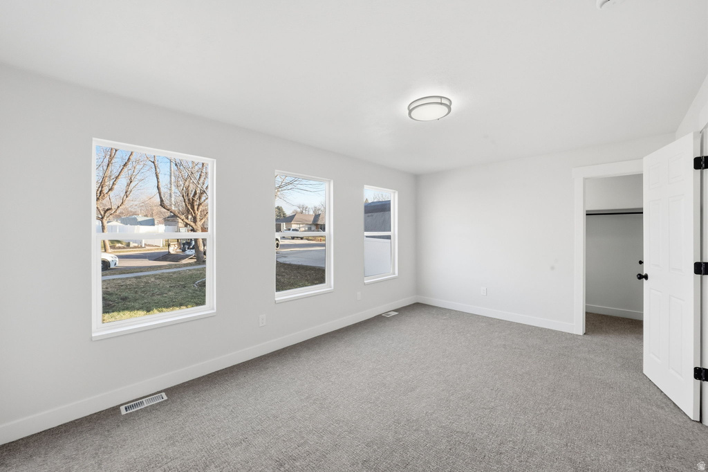 1048 S 925 W Woods Cross, UT 84087