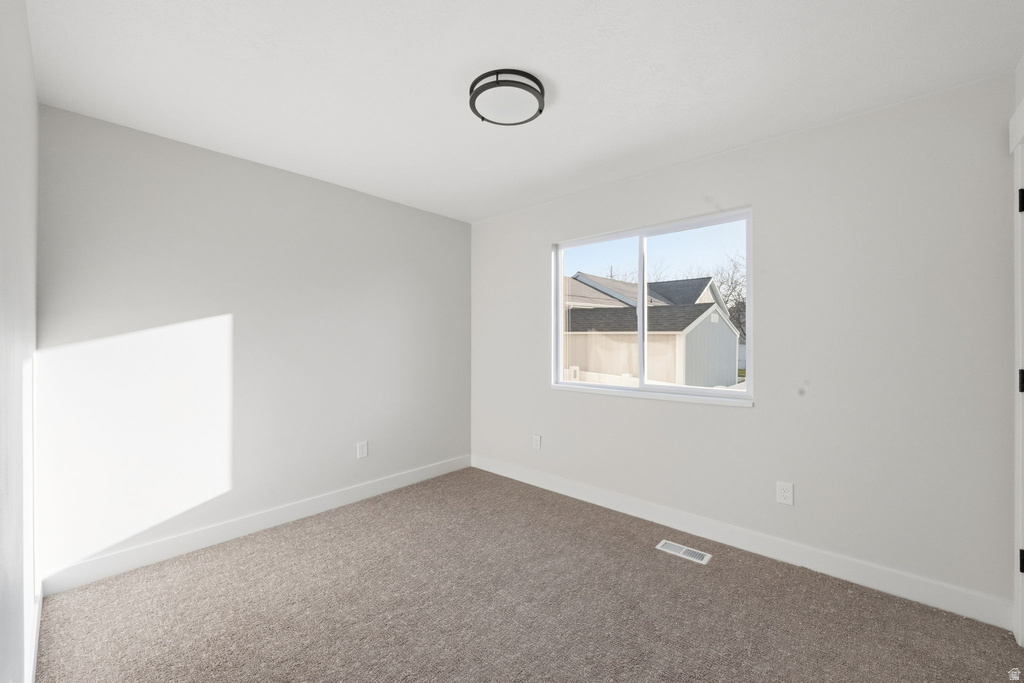 1048 S 925 W Woods Cross, UT 84087