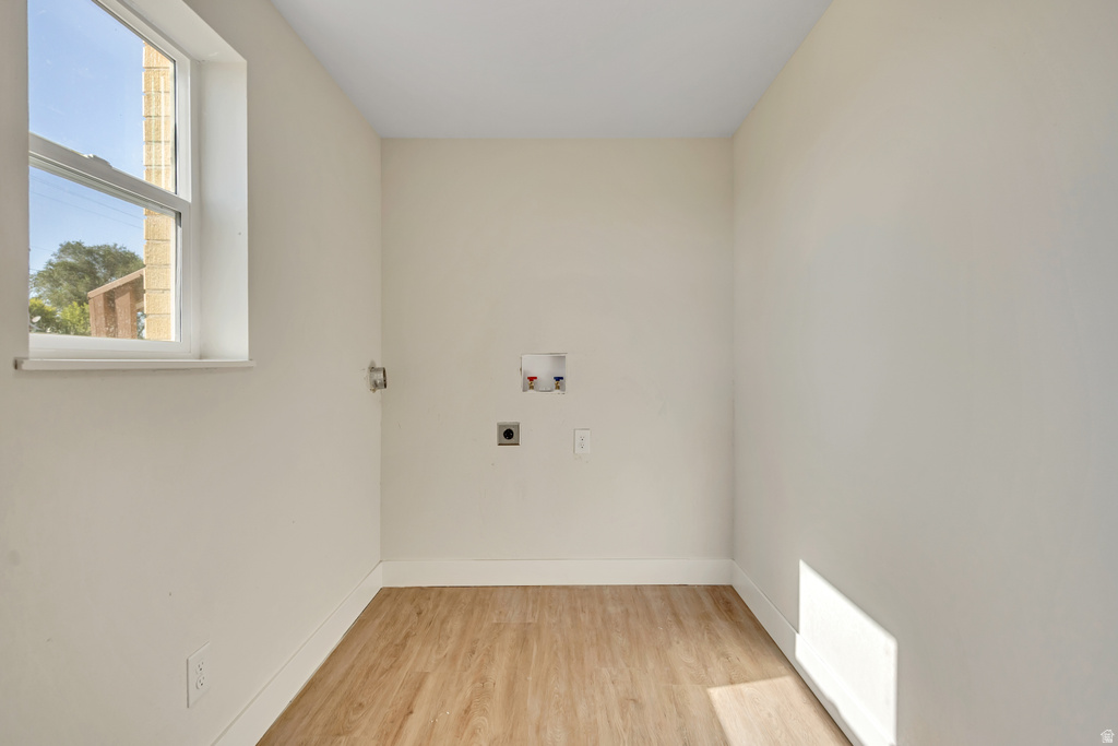 5998 S 3100 W Roy, UT 84067