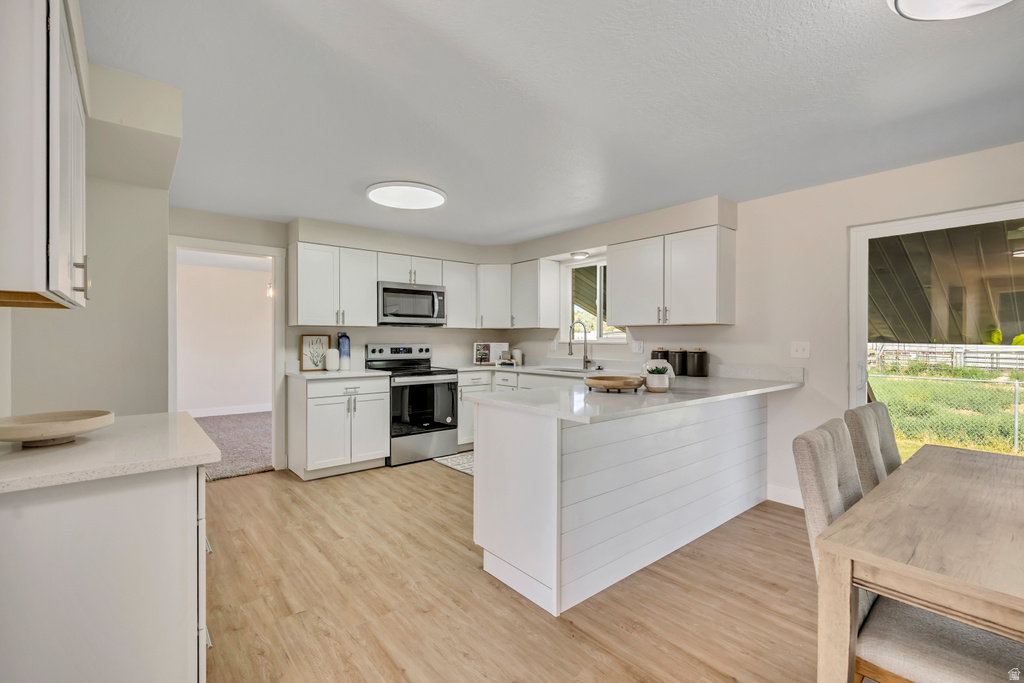 5998 S 3100 W Roy, UT 84067