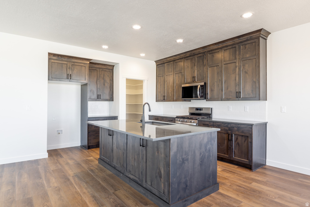 2834 W 2720 N #78 Plain City, UT 84404