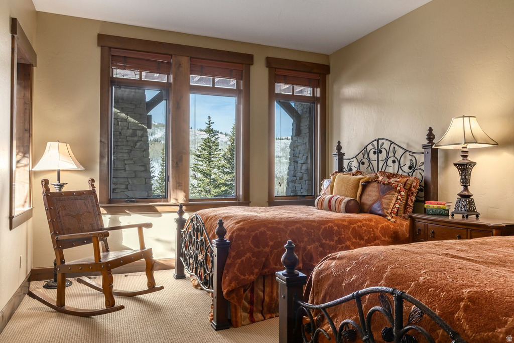 8877 EMPIRE CLUB DR Park City, UT 84060