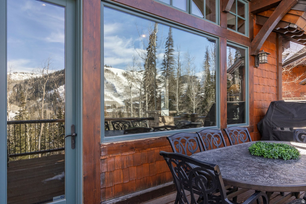 8877 EMPIRE CLUB DR Park City, UT 84060