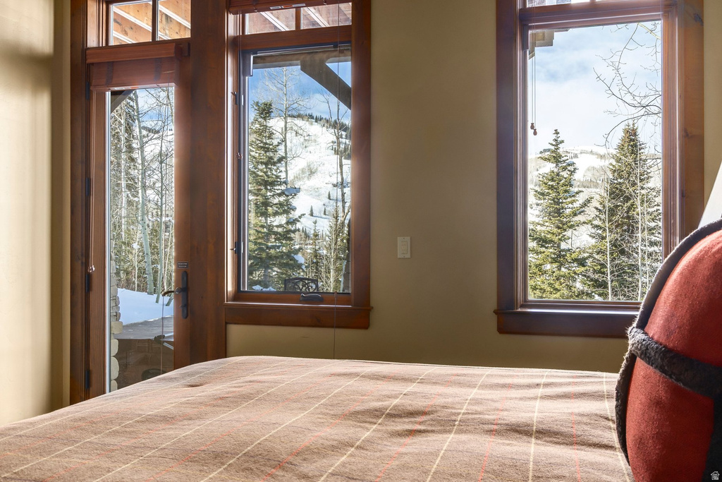 8877 EMPIRE CLUB DR Park City, UT 84060