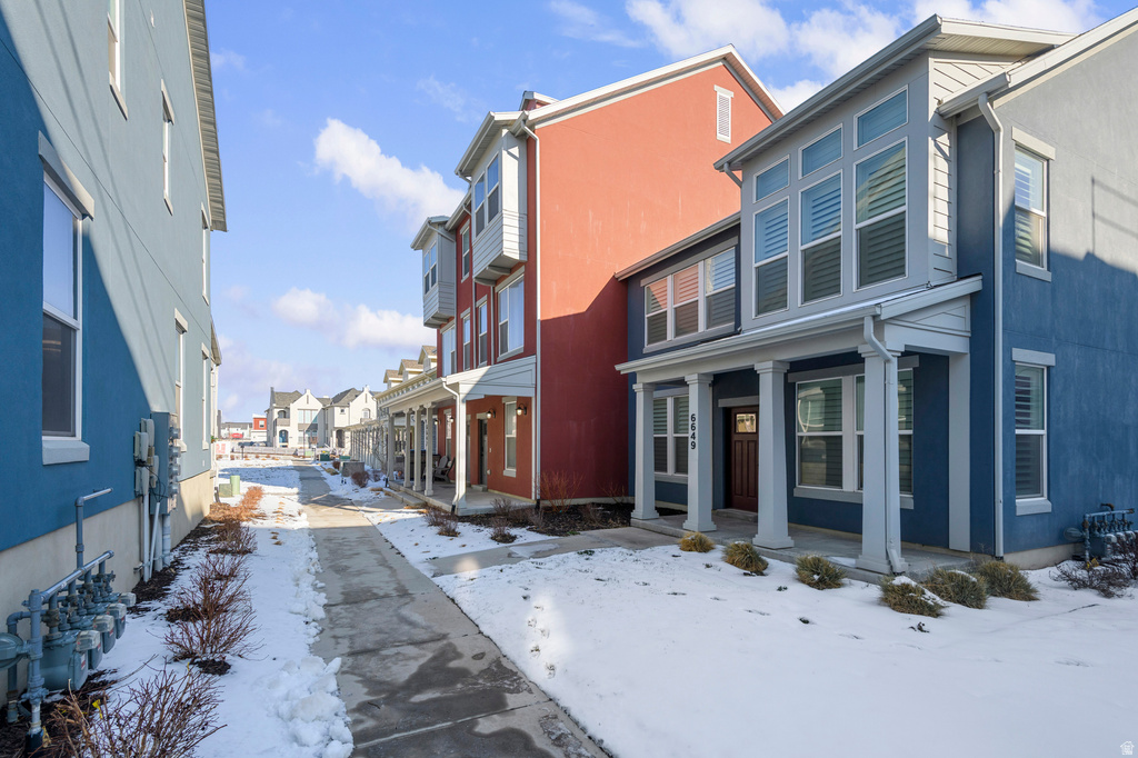 6647 W SKIP ROCK RD South Jordan, UT 84009