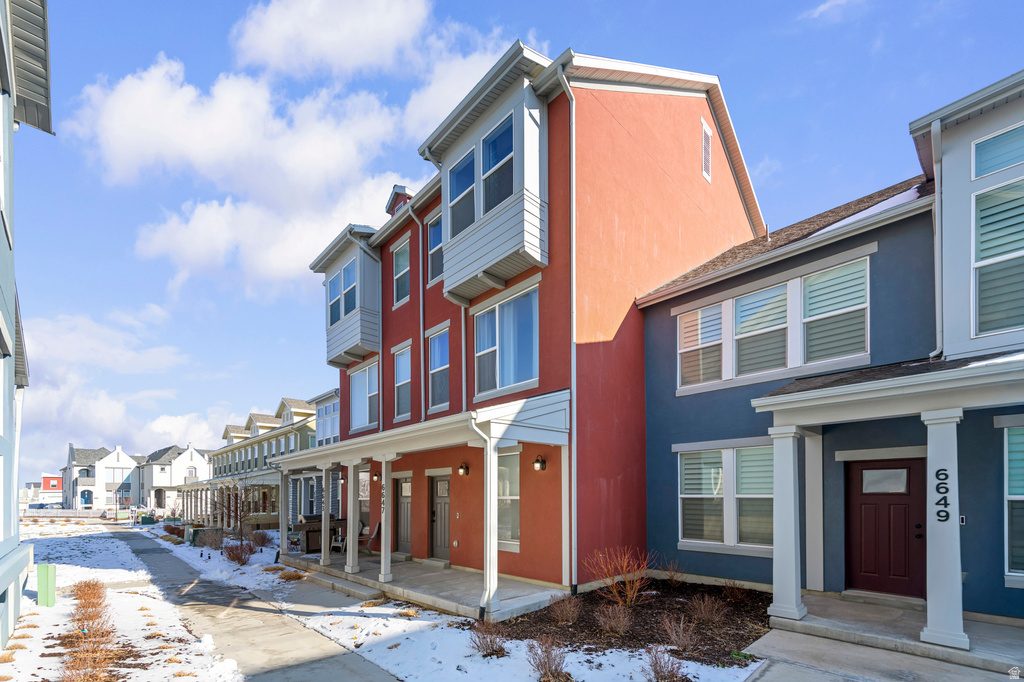 6647 W SKIP ROCK RD South Jordan, UT 84009