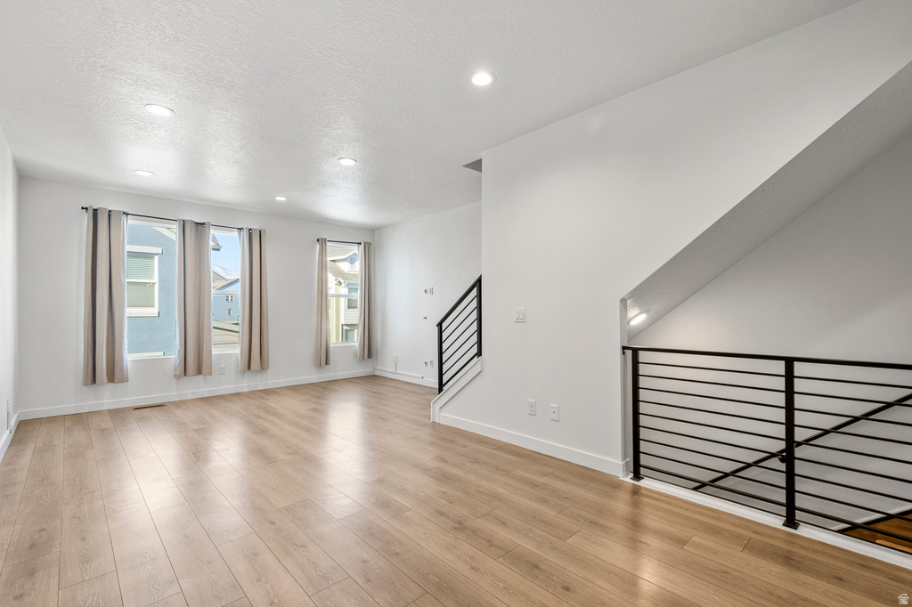 6647 W SKIP ROCK RD South Jordan, UT 84009