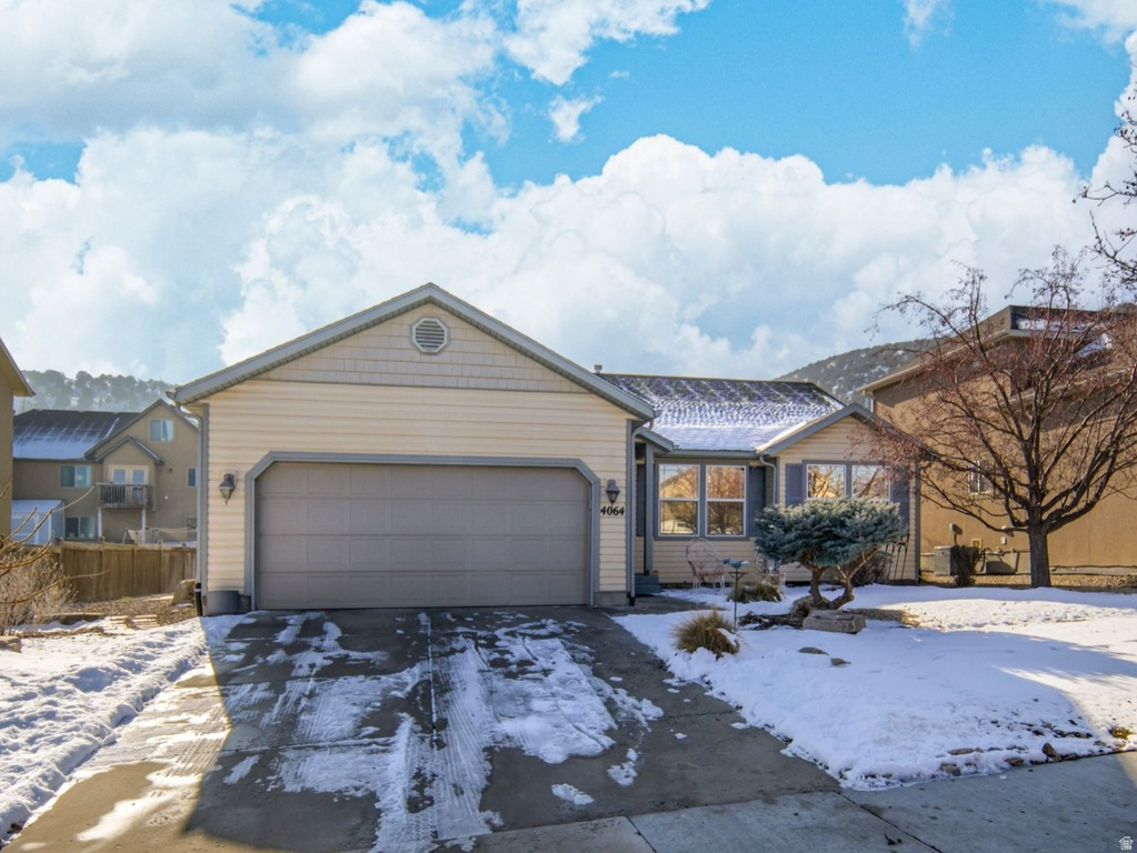 4064 E SOUTH PASS RD Eagle Mountain, UT 84005