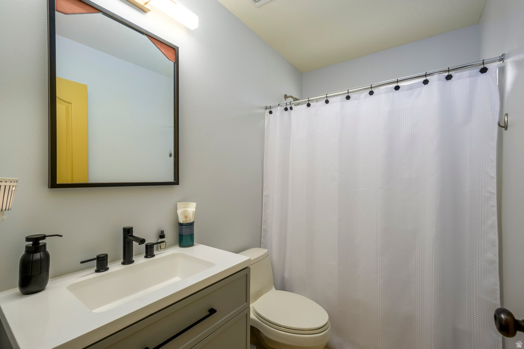 4064 E SOUTH PASS RD Eagle Mountain, UT 84005