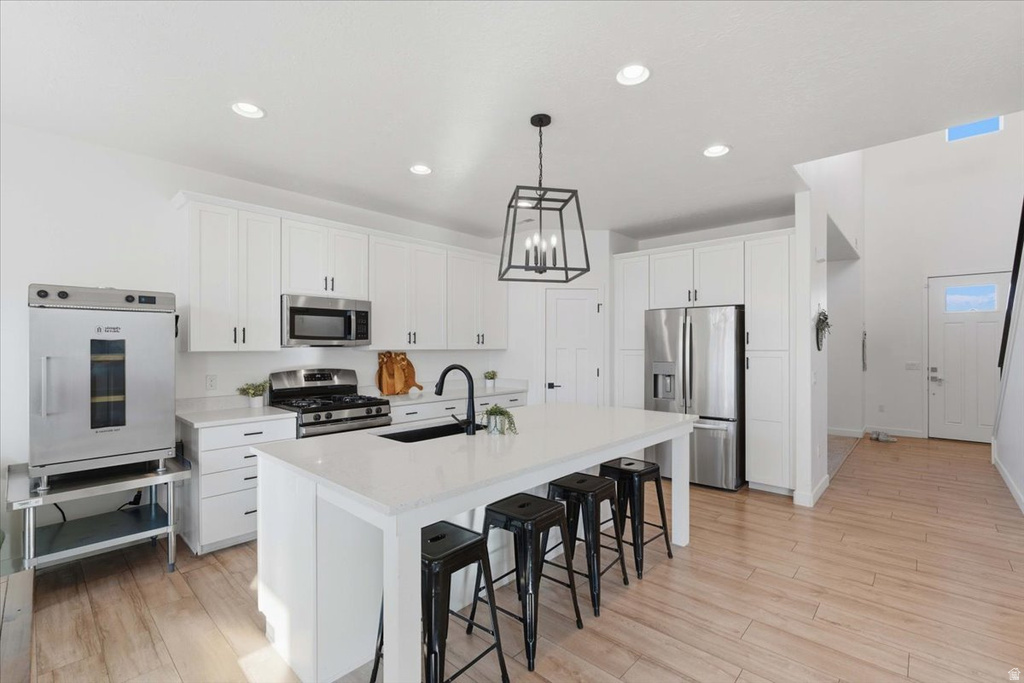 3488 S SUGAR PINE DR Syracuse, UT 84075