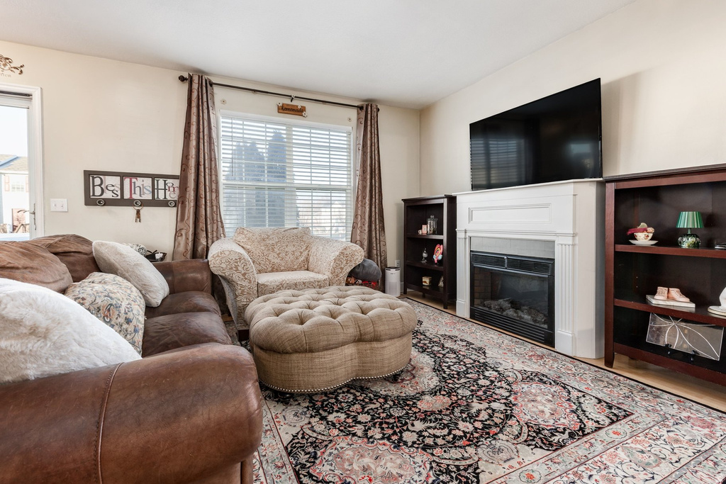 2807 S ARCHMORE CT West Valley City, UT 84128