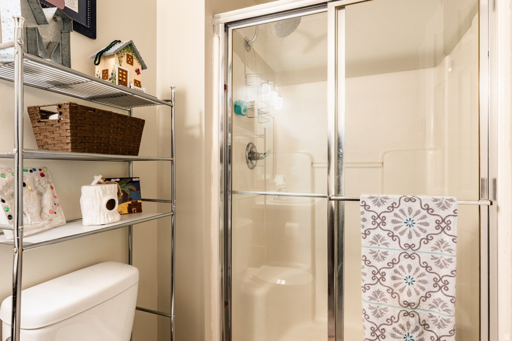 2807 S ARCHMORE CT West Valley City, UT 84128