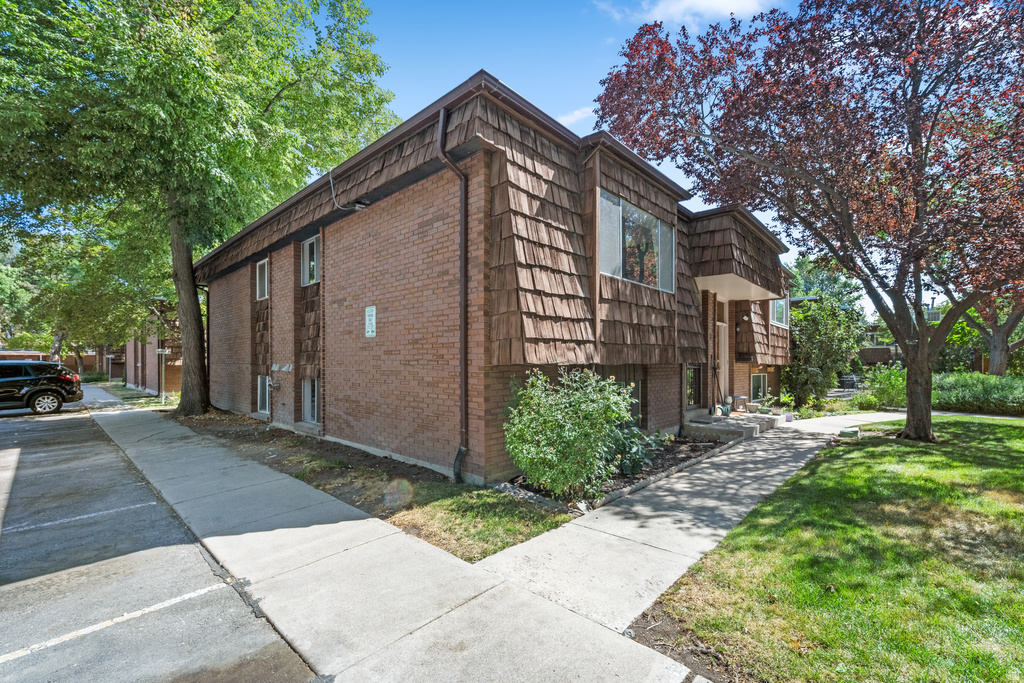 721 E 3720 S #5 Millcreek, UT 84106