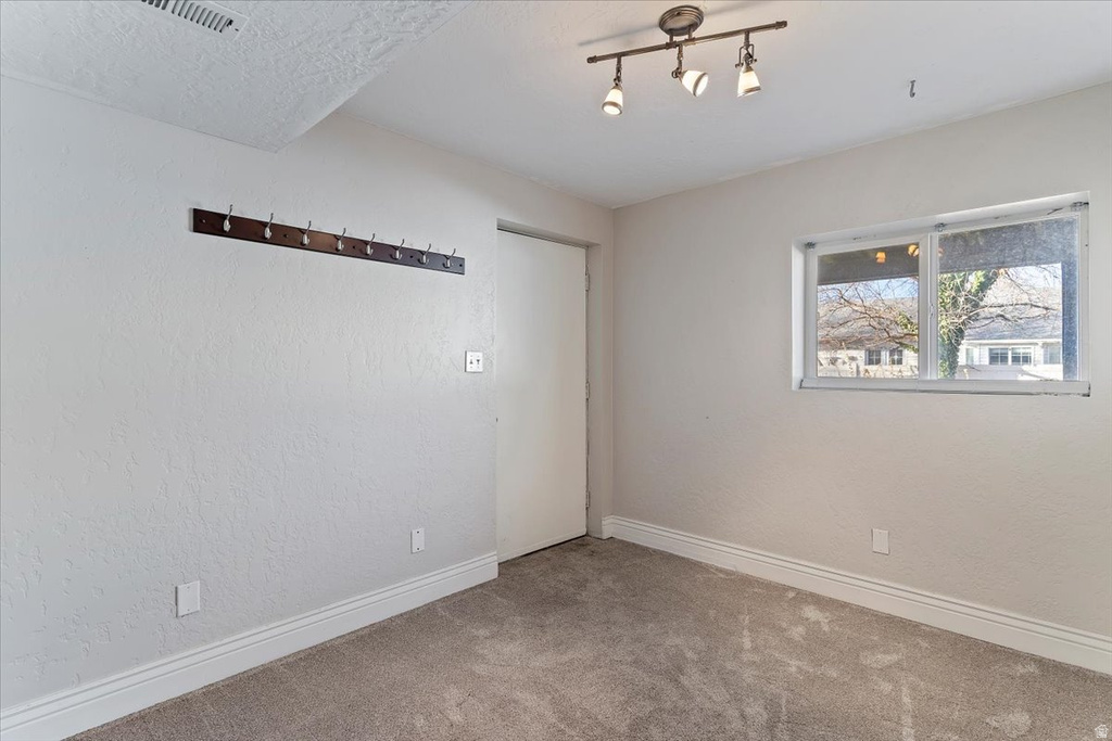 488 S 10 W Farmington, UT 84025