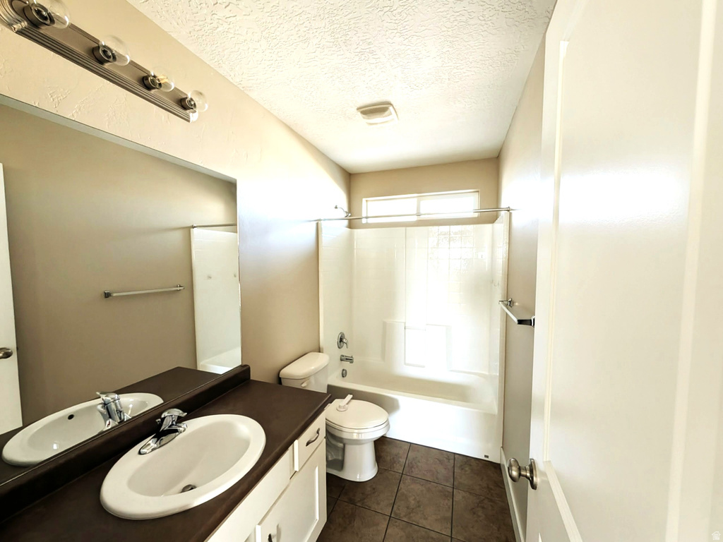 847 W PRESIDIO DR Midvale, UT 84047