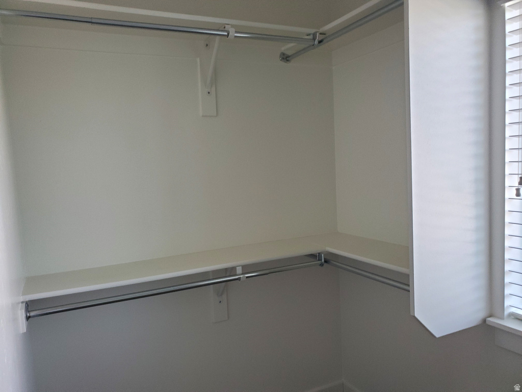 847 W PRESIDIO DR Midvale, UT 84047