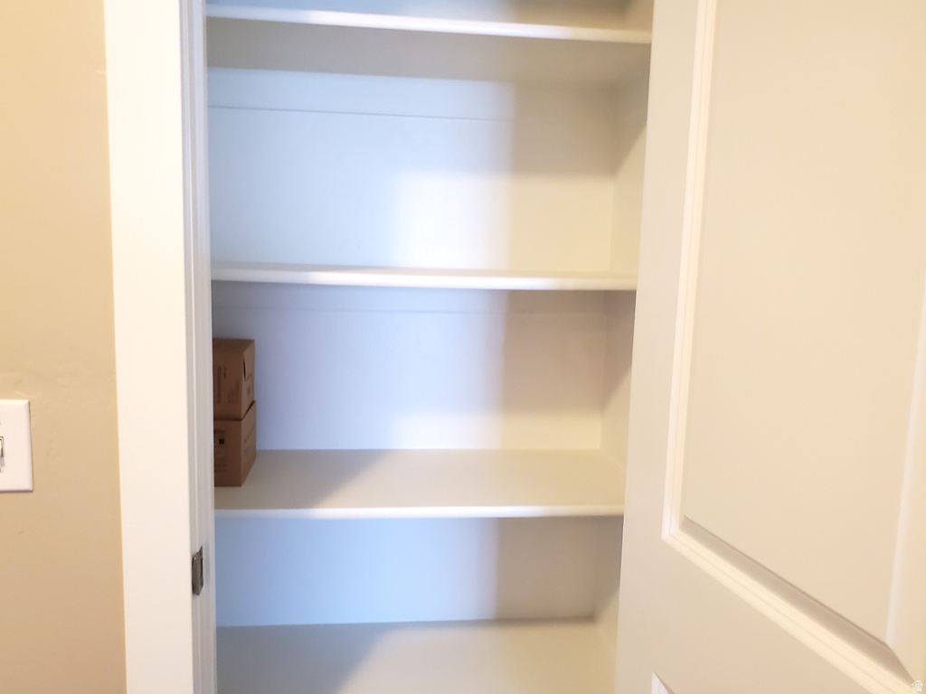 847 W PRESIDIO DR Midvale, UT 84047