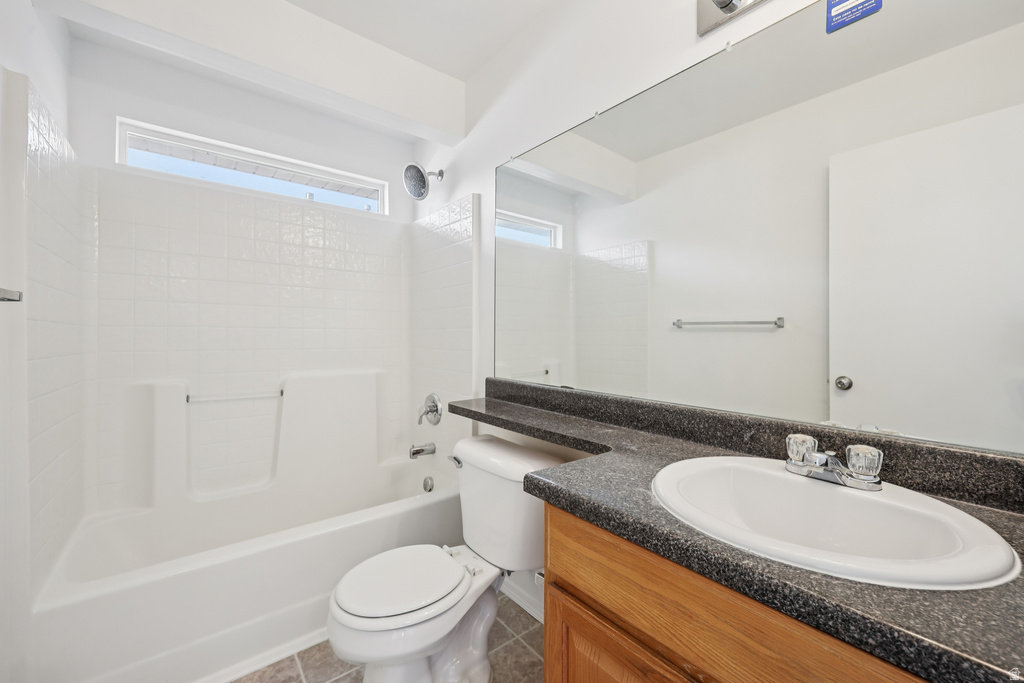 6647 W MERLOT WAY West Jordan, UT 84081